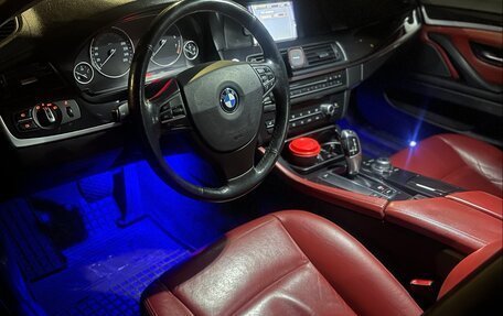 BMW 5 серия, 2011 год, 1 750 000 рублей, 2 фотография