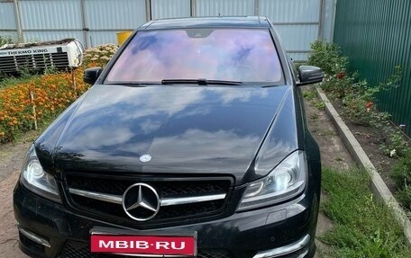 Mercedes-Benz C-Класс, 2012 год, 1 187 800 рублей, 1 фотография