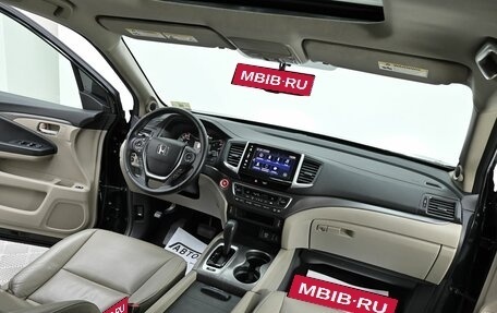 Honda Pilot III рестайлинг, 2017 год, 3 099 000 рублей, 5 фотография