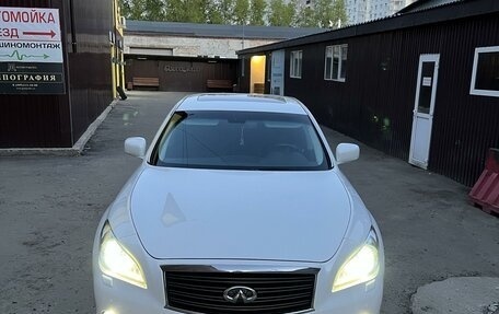 Infiniti Q70 I, 2014 год, 2 450 000 рублей, 2 фотография