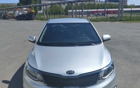 KIA Rio III рестайлинг, 2015 год, 1 100 000 рублей, 1 фотография