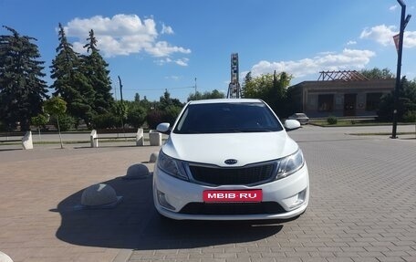 KIA Rio III рестайлинг, 2013 год, 780 000 рублей, 1 фотография