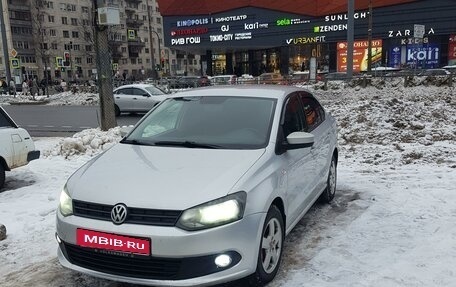 Volkswagen Polo VI (EU Market), 2011 год, 550 000 рублей, 1 фотография