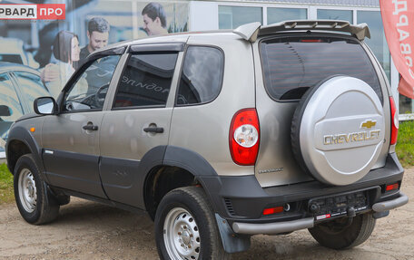 Chevrolet Niva I рестайлинг, 2011 год, 499 990 рублей, 6 фотография