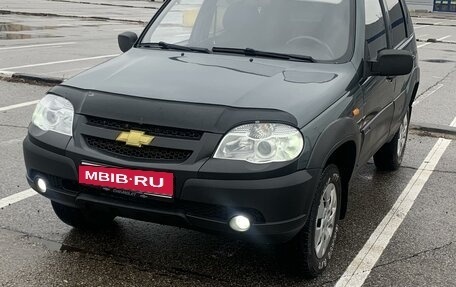 Chevrolet Niva I рестайлинг, 2011 год, 435 000 рублей, 1 фотография