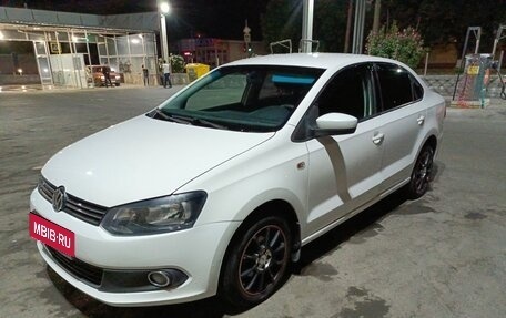 Volkswagen Polo VI (EU Market), 2013 год, 740 000 рублей, 1 фотография