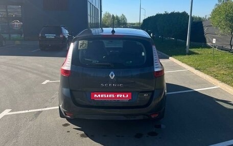 Renault Scenic III, 2010 год, 700 000 рублей, 4 фотография