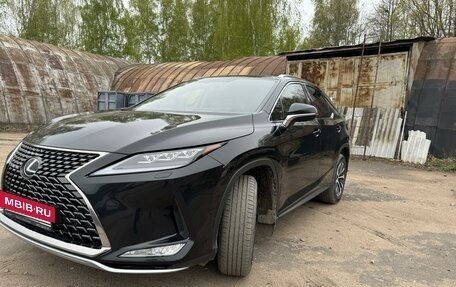 Lexus RX IV рестайлинг, 2021 год, 6 800 000 рублей, 3 фотография