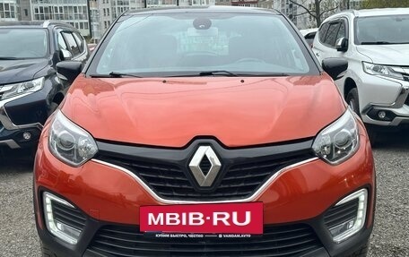 Renault Kaptur I рестайлинг, 2016 год, 1 250 000 рублей, 2 фотография