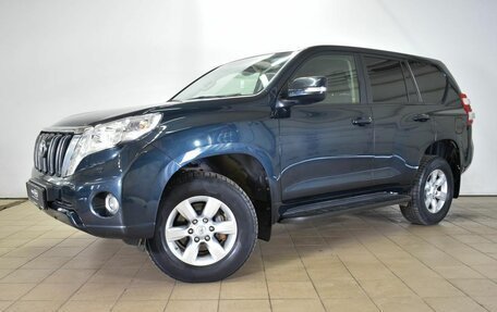 Toyota Land Cruiser Prado 150 рестайлинг 2, 2014 год, 3 650 000 рублей, 1 фотография