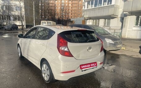 Hyundai Solaris II рестайлинг, 2015 год, 973 000 рублей, 6 фотография