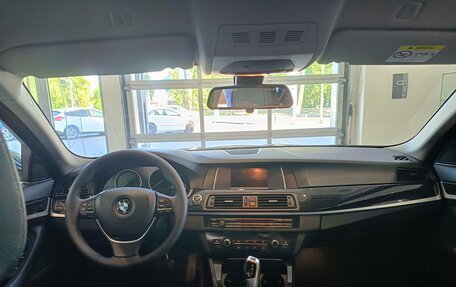 BMW 5 серия, 2016 год, 2 490 000 рублей, 4 фотография