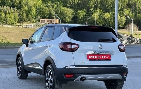 Renault Kaptur I рестайлинг, 2018 год, 1 650 000 рублей, 4 фотография