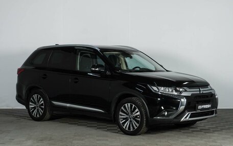 Mitsubishi Outlander III рестайлинг 3, 2019 год, 2 579 000 рублей, 1 фотография