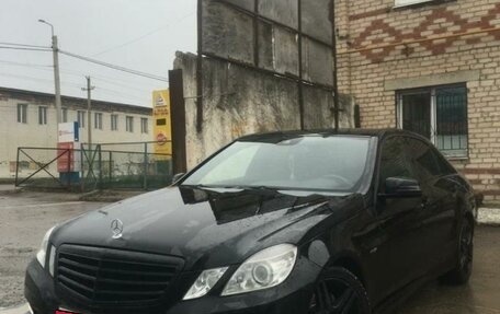 Mercedes-Benz E-Класс, 2011 год, 1 500 000 рублей, 1 фотография