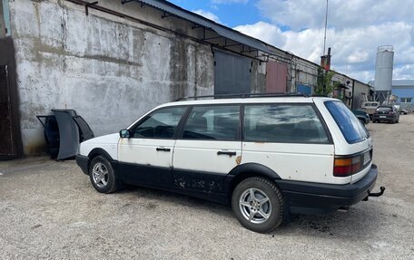 Volkswagen Passat B3, 1988 год, 260 000 рублей, 1 фотография