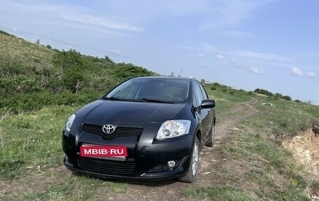 Toyota Auris II, 2007 год, 699 999 рублей, 1 фотография