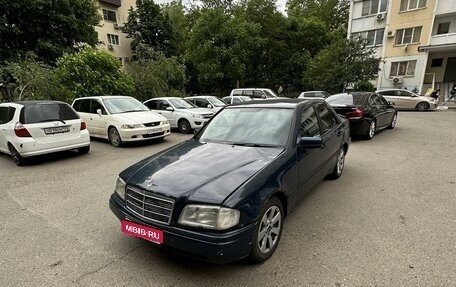 Mercedes-Benz C-Класс, 1994 год, 325 000 рублей, 1 фотография