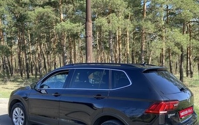 Volkswagen Tiguan II, 2019 год, 2 980 000 рублей, 1 фотография