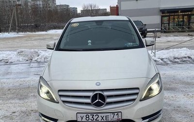 Mercedes-Benz B-Класс, 2014 год, 1 350 000 рублей, 1 фотография