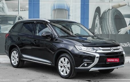 Mitsubishi Outlander III рестайлинг 3, 2015 год, 2 049 000 рублей, 1 фотография