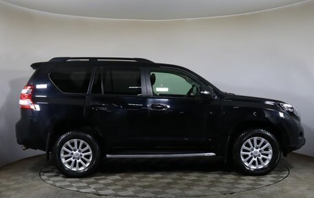 Toyota Land Cruiser Prado 150 рестайлинг 2, 2016 год, 3 540 000 рублей, 4 фотография