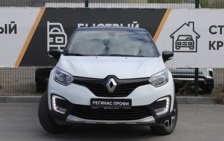 Renault Kaptur I рестайлинг, 2017 год, 2 фотография