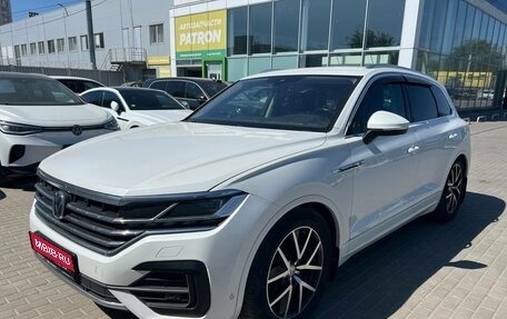 Volkswagen Touareg III, 2018 год, 4 900 000 рублей, 1 фотография