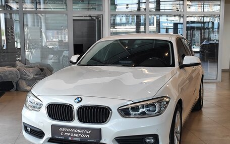 BMW 1 серия, 2018 год, 1 895 000 рублей, 1 фотография