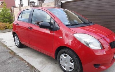 Toyota Yaris III рестайлинг, 2008 год, 600 000 рублей, 1 фотография