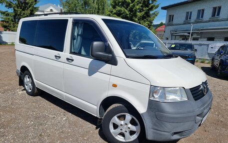 Volkswagen Caravelle T5, 2007 год, 1 499 000 рублей, 1 фотография