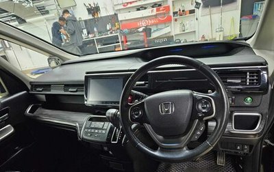 Honda Stepwgn IV, 2017 год, 2 300 000 рублей, 1 фотография
