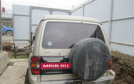 Mitsubishi Pajero III рестайлинг, 1993 год, 400 000 рублей, 2 фотография