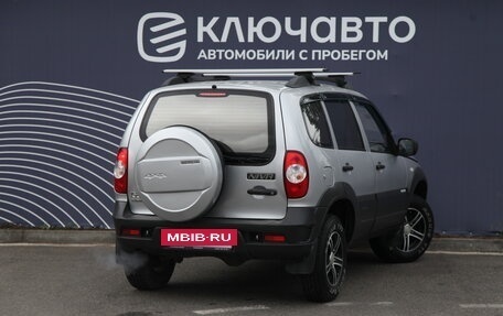 Chevrolet Niva I рестайлинг, 2011 год, 620 000 рублей, 2 фотография