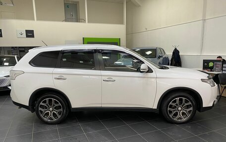 Mitsubishi Outlander III рестайлинг 3, 2014 год, 1 549 000 рублей, 5 фотография