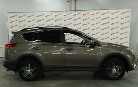 Toyota RAV4, 2015 год, 2 300 000 рублей, 2 фотография