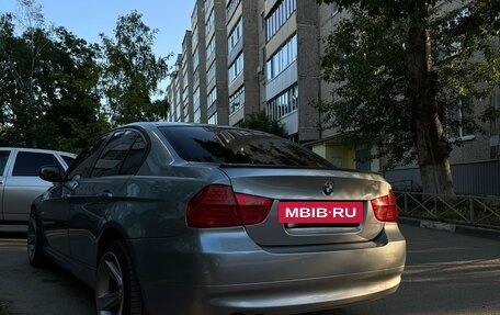 BMW 3 серия, 2011 год, 999 000 рублей, 2 фотография