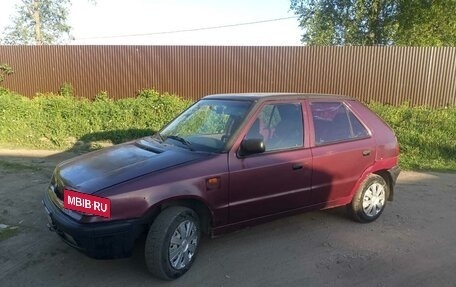 Skoda Felicia I рестайлинг, 1995 год, 88 000 рублей, 2 фотография