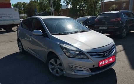 Hyundai Solaris II рестайлинг, 2016 год, 1 050 000 рублей, 5 фотография