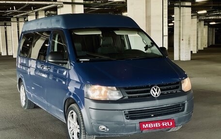 Volkswagen Transporter T5 рестайлинг, 2010 год, 1 560 000 рублей, 2 фотография