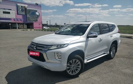 Mitsubishi Pajero Sport III рестайлинг, 2020 год, 4 000 000 рублей, 1 фотография