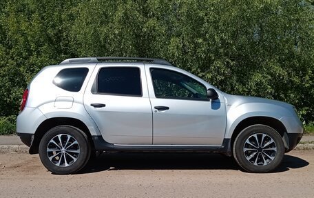 Renault Duster I рестайлинг, 2014 год, 1 000 000 рублей, 4 фотография