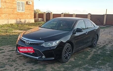 Toyota Camry, 2016 год, 2 220 000 рублей, 3 фотография