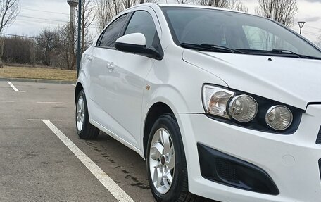 Chevrolet Aveo III, 2012 год, 2 фотография