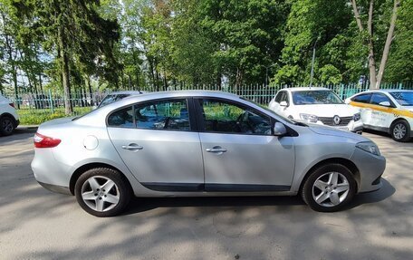 Renault Fluence I, 2015 год, 850 000 рублей, 2 фотография