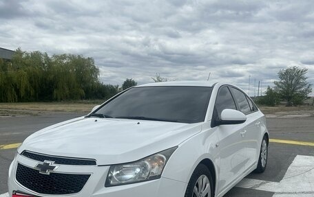 Chevrolet Cruze II, 2011 год, 1 070 000 рублей, 3 фотография