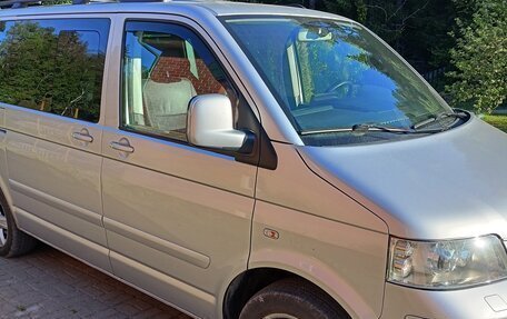 Volkswagen Multivan T5, 2009 год, 3 фотография