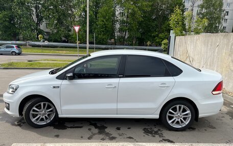 Volkswagen Polo VI (EU Market), 2017 год, 1 385 000 рублей, 2 фотография