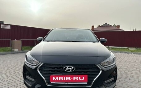 Hyundai Solaris II рестайлинг, 2018 год, 1 455 000 рублей, 2 фотография