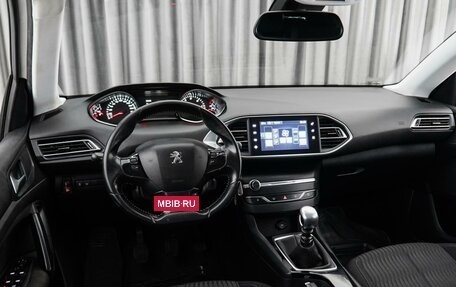 Peugeot 308 II, 2015 год, 1 384 000 рублей, 6 фотография